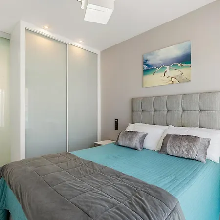 Apartment Punta Prima Oasis Beach Fase 9 *